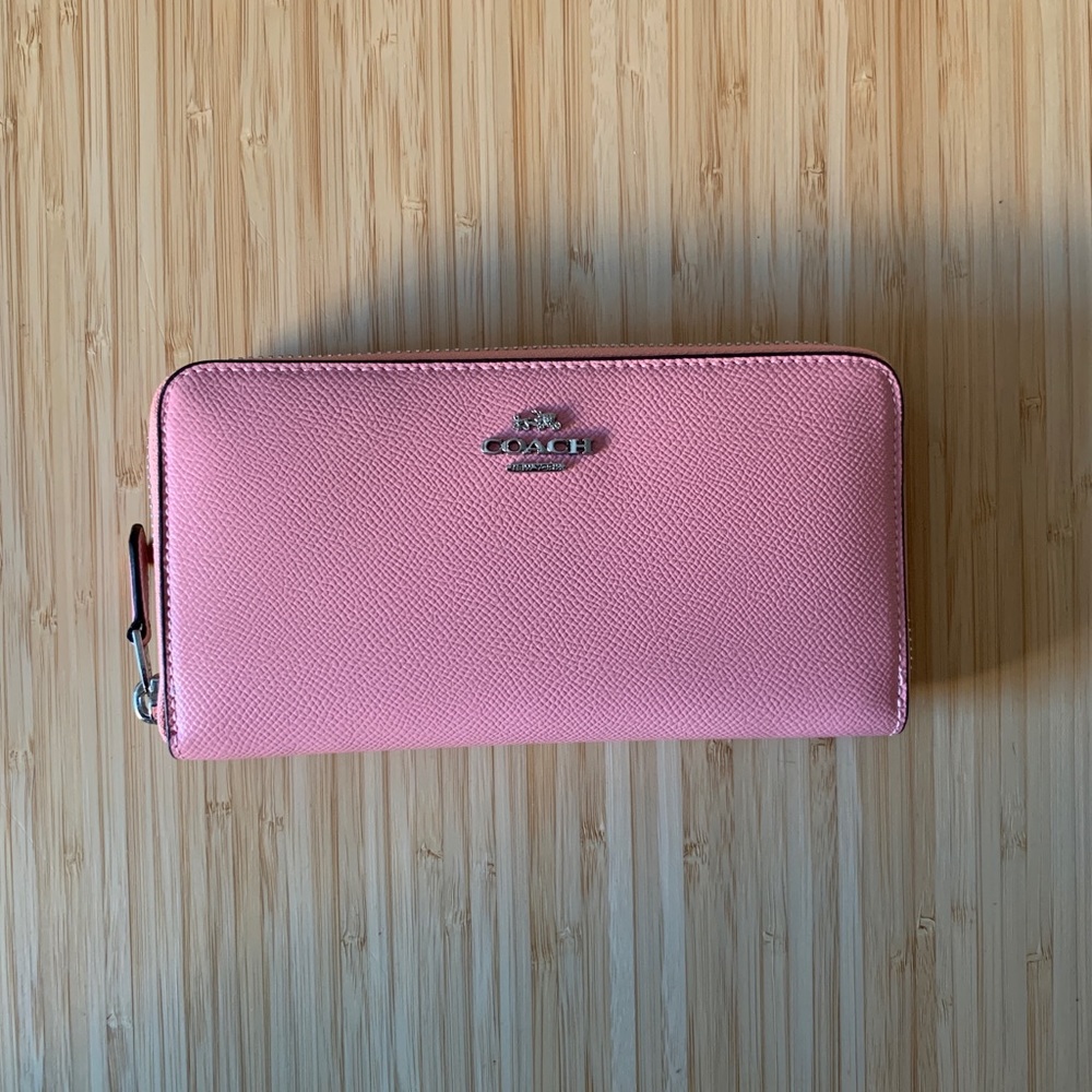 BRAND NEW Coach Wallet